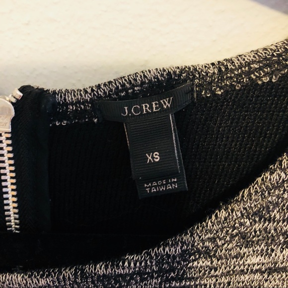 [J. Crew] Tunic Sweater 3/4 Sleeve with Silver Zip - Picture 5 of 7